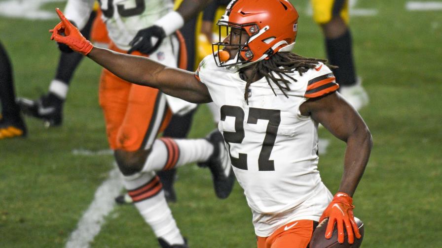 Browns se sobreponen a todo y ganan a los Steelers por 48-37
