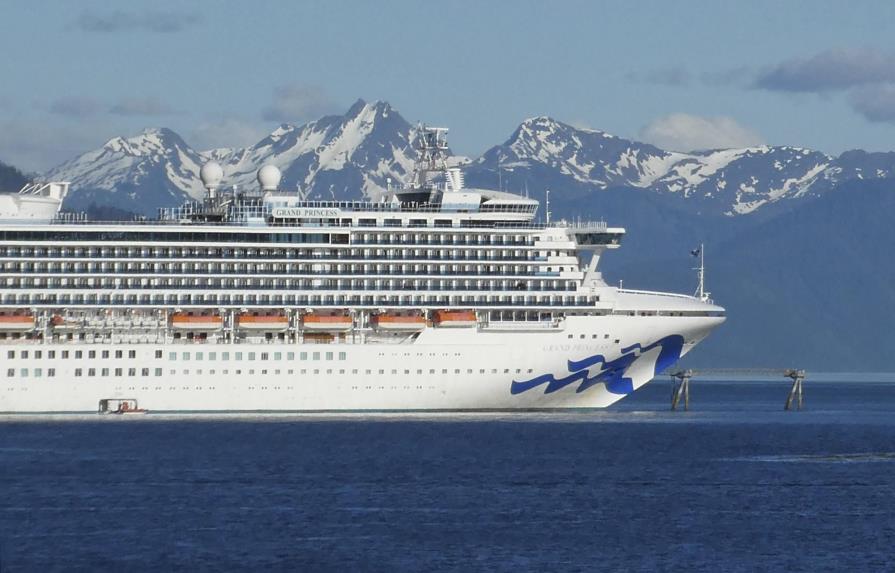 Canadá prorroga prohibición a cruceros hasta febrero de 2022