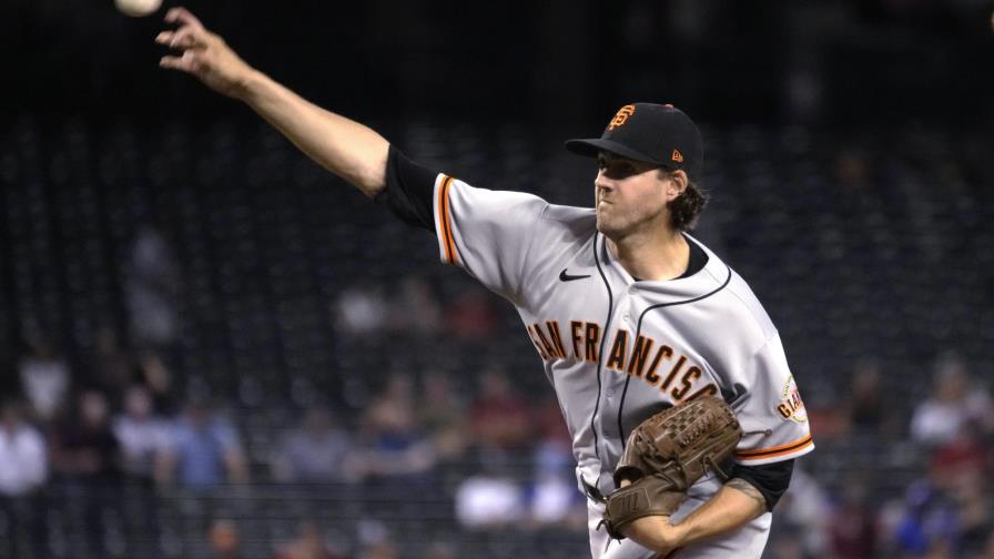Gausman y Dickerson lideran a Gigantes, vencen a Arizona 