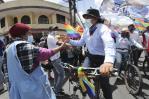 Los presidenciables de Ecuador queman últimos cartuchos en el cierre de campaña