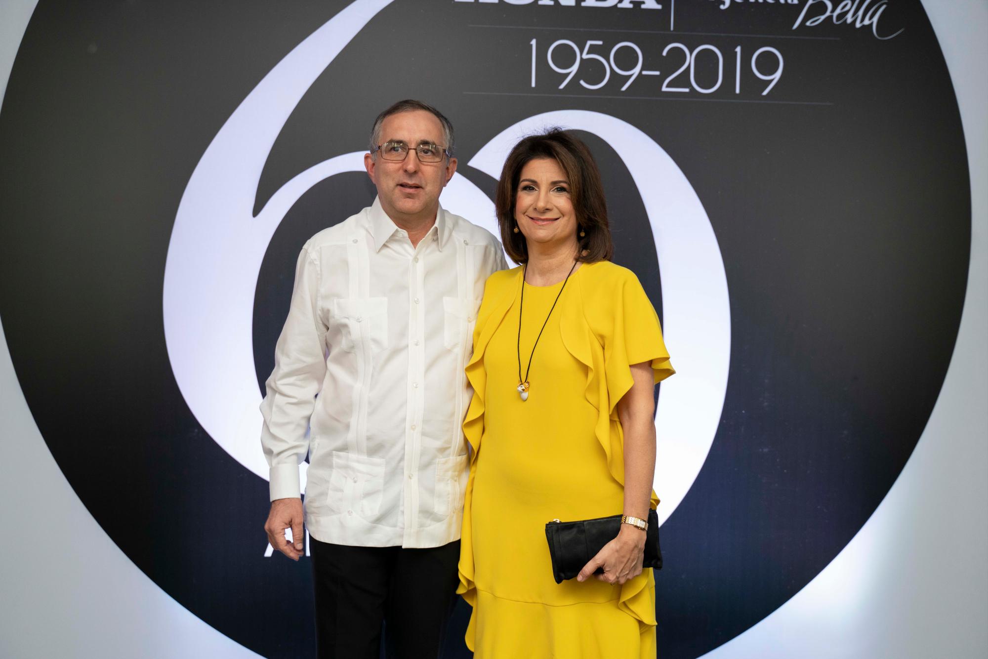 Juan y Karina Ferrúa.