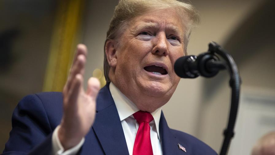 Trump se lleva crédito de reducción de mortalidad por cáncer