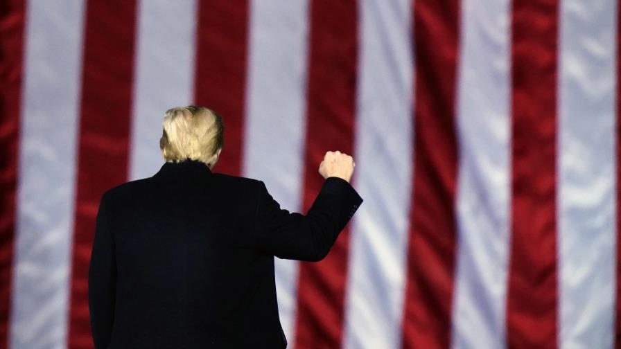 Trump visita frontera en Texas en últimos días en el cargo