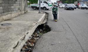 Un peligroso tramo de la avenida Luperón