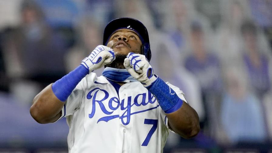 Con jonrones de Pérez y Franco, Reales superan a Tigres