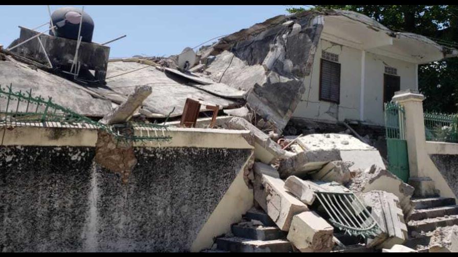 Aumenta a 227 cifra de muertos por sismo en Haití