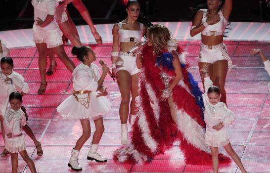 Puerto Rico celebra ver su bandera en el Super Bowl Puerto Rico celebra ver su bandera en el Super Bowl
