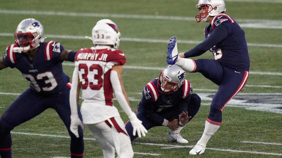 Patriots vencen a Arizona y mantiene esperanzas de playoffs Patriots vencen a Arizona y mantiene esperanzas de playoffs