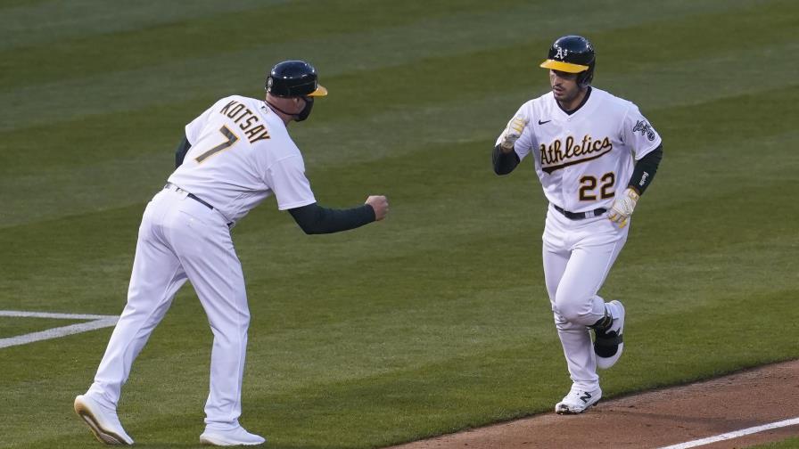 Laureano pega 2 jonrones, elevado para Atléticos ante Astros