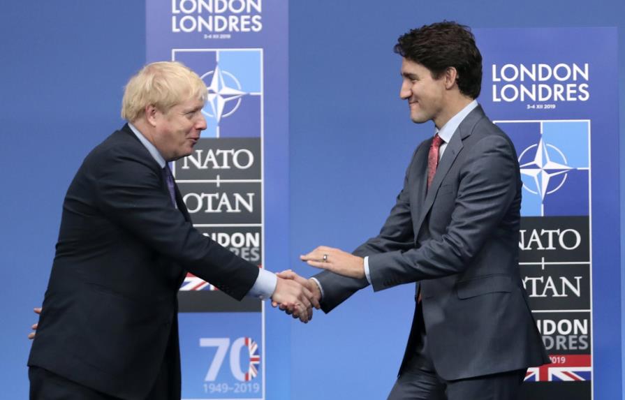 Gran Bretaña firma acuerdo comercial provisorio con Canadá