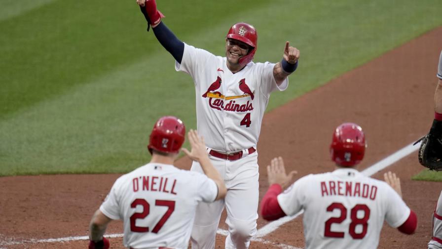 Cardenales frenan mala racha, ganan a Indios 8-2 Cardenales frenan mala racha, ganan a Indios 8-2
