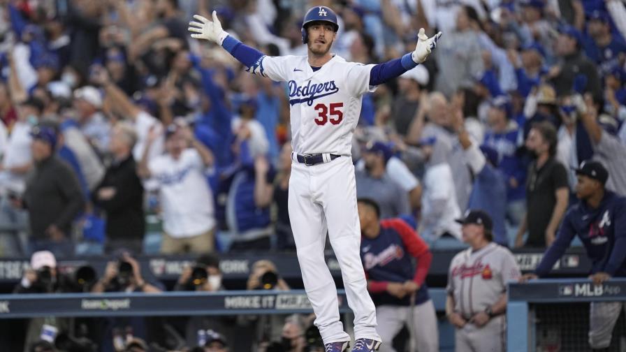 Dodgers remontan y reducen ventaja de Bravos