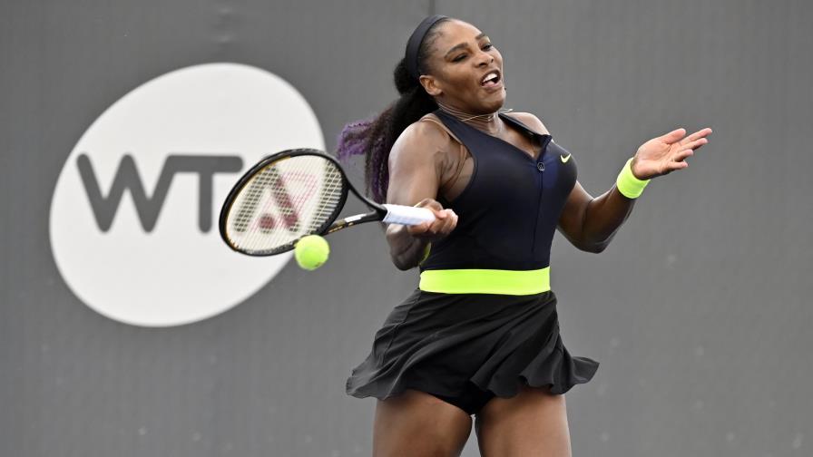 Serena derrota a Venus en el partido 31 de las hermanas Serena derrota a Venus en el partido 31 de las hermanas