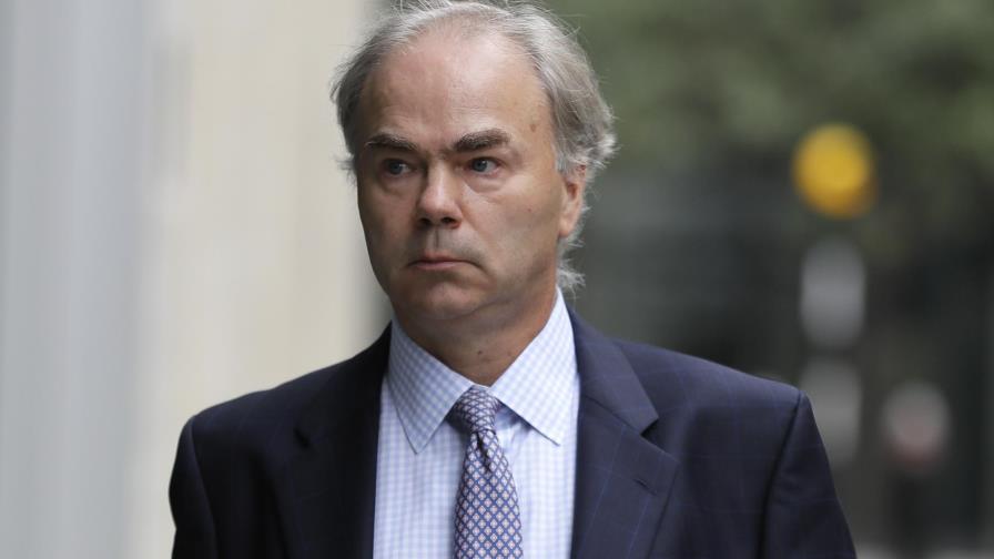 Abogados de Meghan niegan que ésta cooperara con escritores