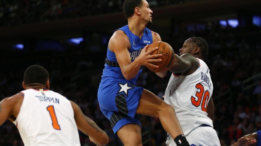 Ross anota 22 puntos en 4to periodo y Magic vence a Knicks