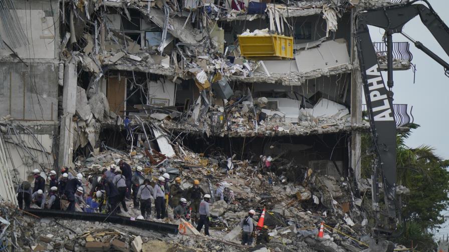 Roban identidades de víctimas de derrumbe en Miami