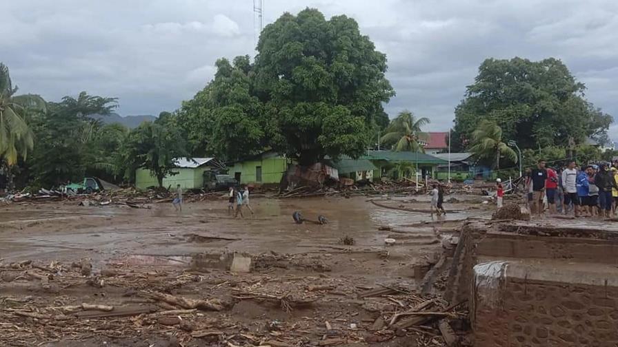 Los aguaceros en Indonesia dejan 23 muertos