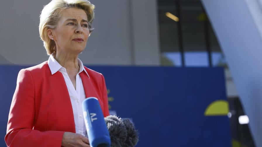 UE cierra compra de hasta 1.800 millones de vacunas a Pfizer