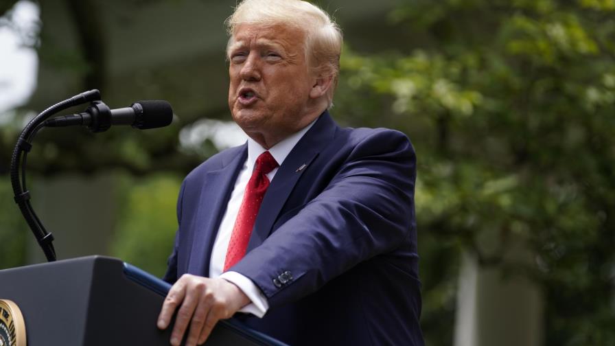 Trump firma orden ejecutiva sobre reforma policial