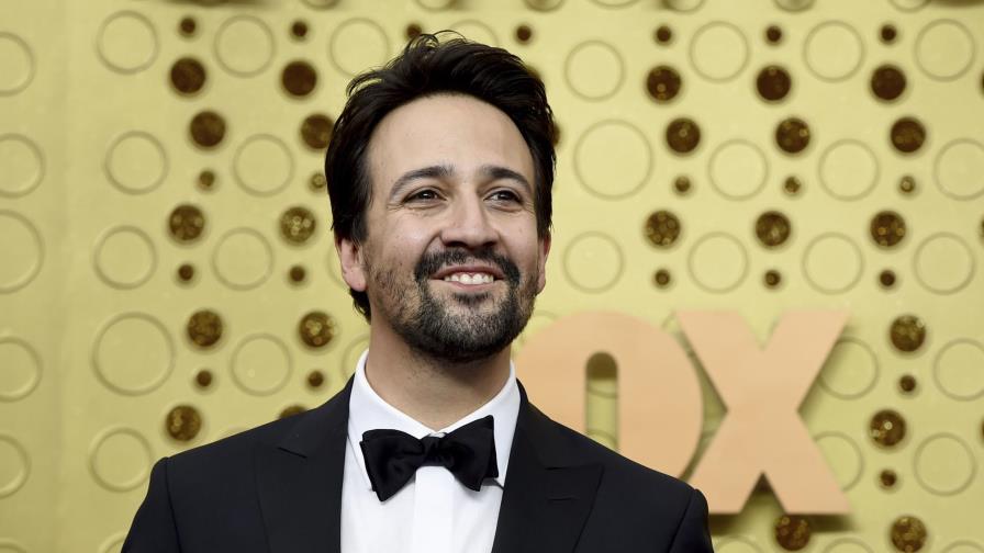Lin-Manuel Miranda exhorta a comprar en tiendas locales Lin-Manuel Miranda exhorta a comprar en tiendas locales