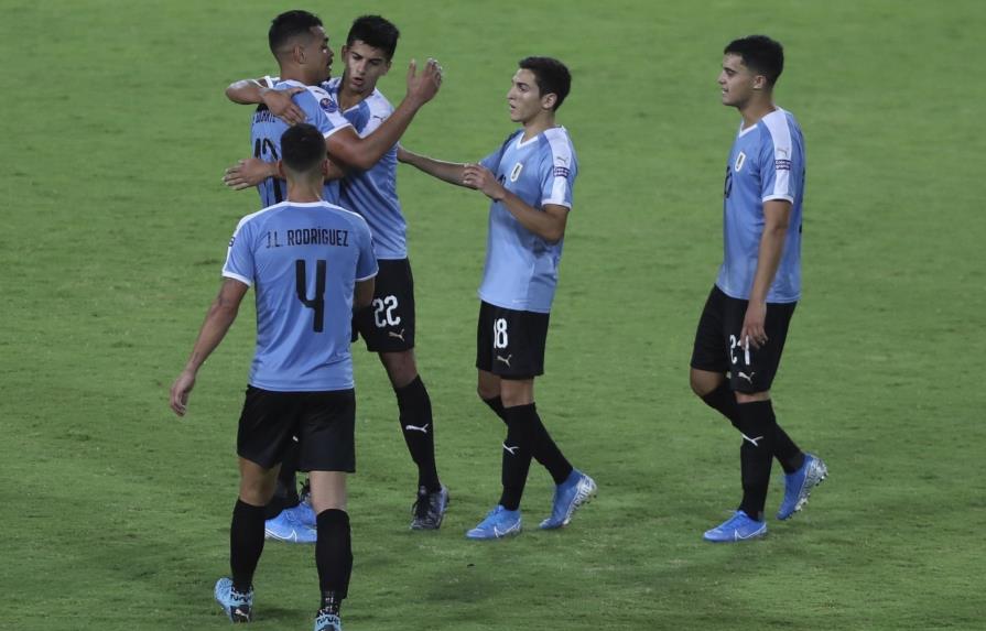Uruguay vence a Perú y mantiene esperanzas en Preolímpico