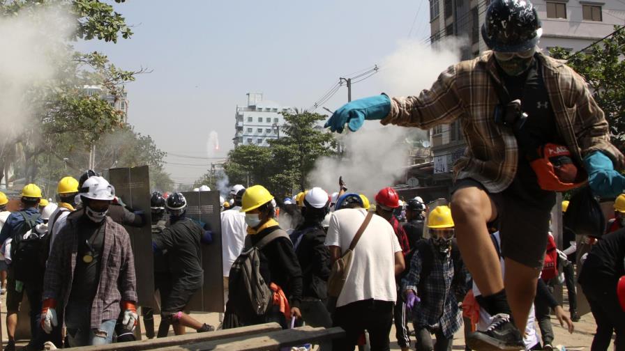 Myanmar: La policía dispara a los manifestantes en Bagan