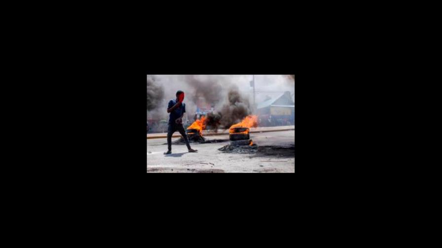 La capital de Haití sigue paralizada en el segundo día de protestas 