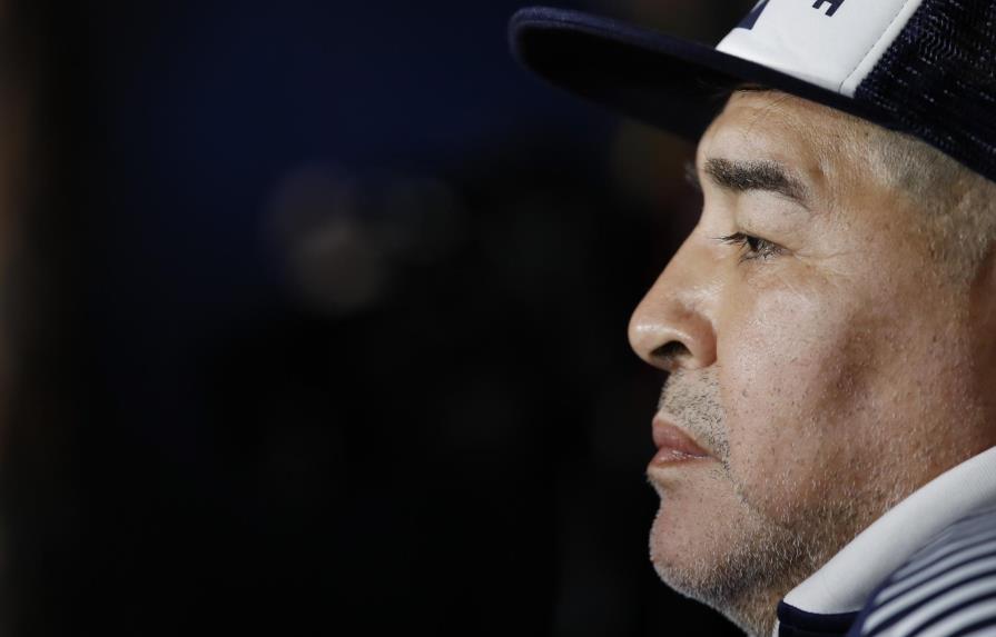 Fiscalía agrava cargos contra imputados por muerte Maradona