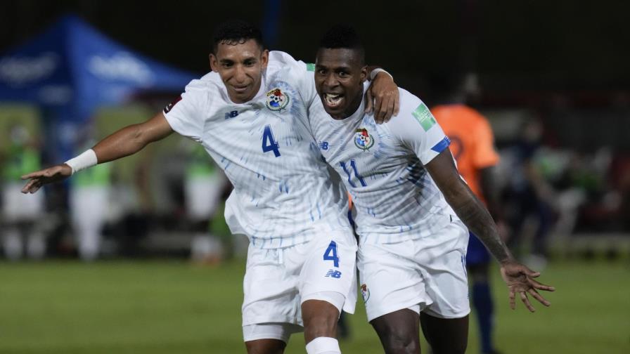 Panamá y El Salvador golean; Trinidad y Tobago eliminada Panamá y El Salvador golean; Trinidad y Tobago eliminada