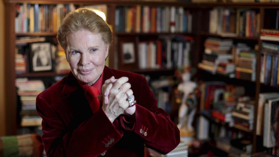 Walter Mercado, mítico astrólogo de TV, muere a los 88 años