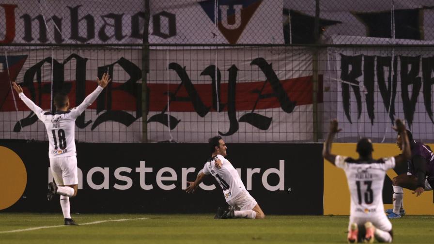Con su talismán Gabigol, Flamengo golea en Libertadores