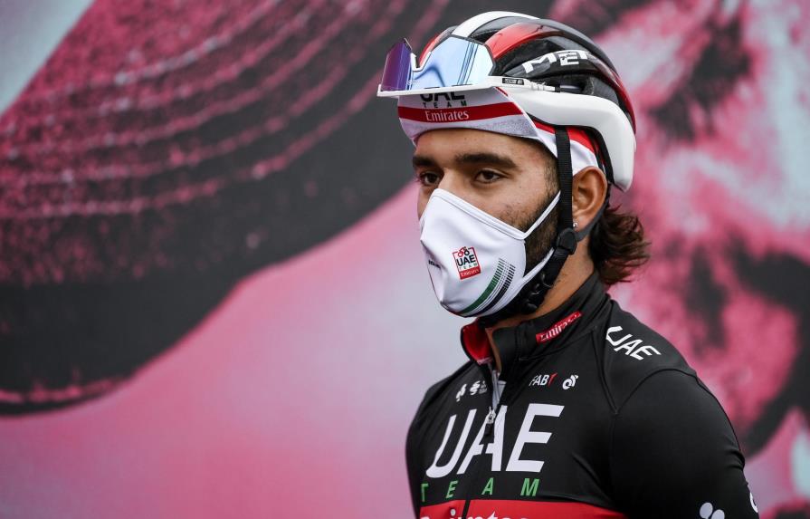 Fernando Gaviria da positivo al COVID-19 otra vez y quedó fuera del Giro de Italia