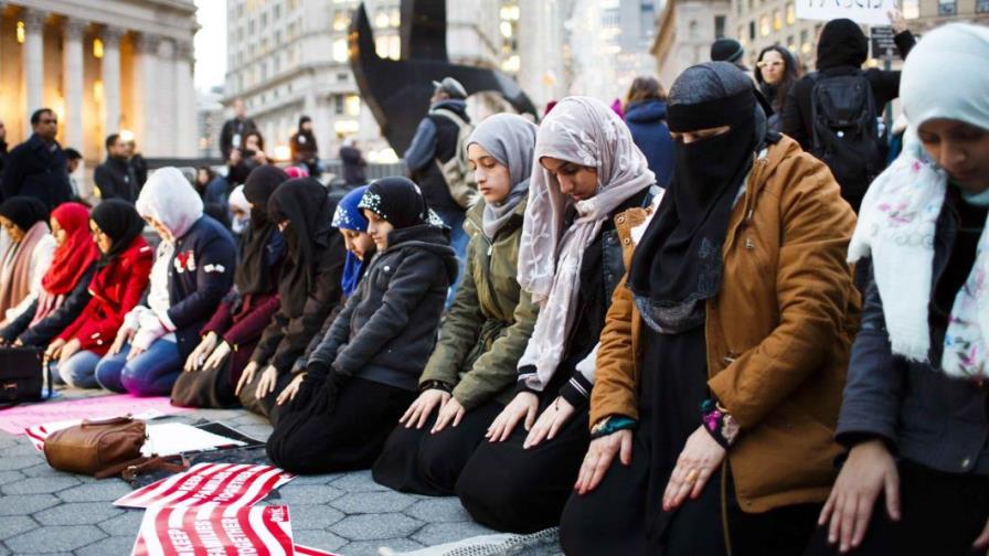 Dictan 18 años de cárcel a neoyorquino por crímenes de odio contra musulmanes