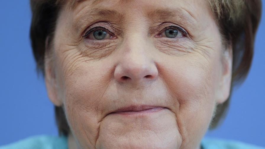 Merkel defiende fin de energía nuclear en Alemania