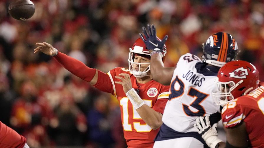 Chiefs mantienen la cima divisional con triunfo ante Broncos