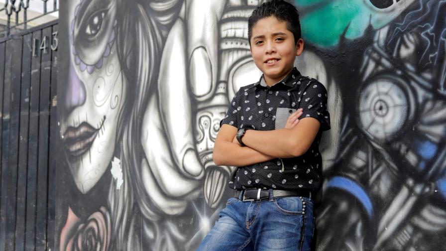 Brandon, el niño tatuador mexicano que plasma su talento en la piel