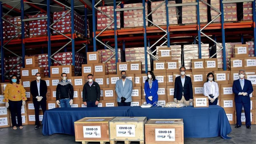 CONEP hace entrega al Gobierno dominicano de pruebas y equipos para detección del coronavirus CONEP hace entrega al Gobierno dominicano de pruebas y equipos para detección del coronavirus