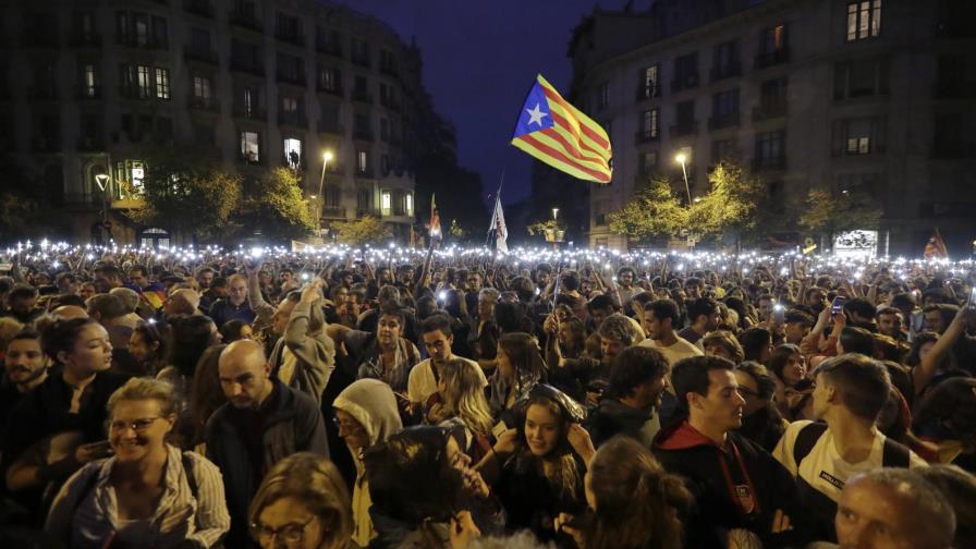 Presidente de España visita la tensa Barcelona