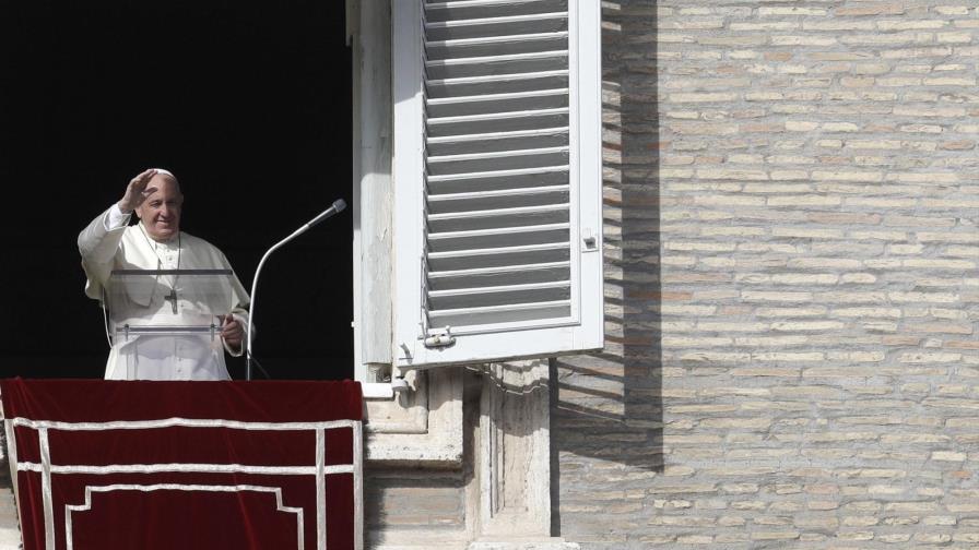 Papa Francisco pide paciencia a bolivianos tras elección