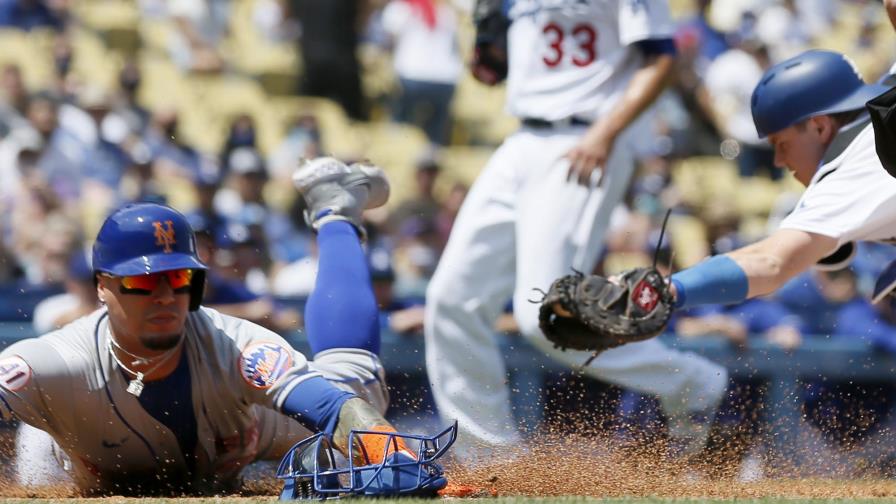 Mets doblegan 7-2 a Dodgers; Báez genera en su regreso