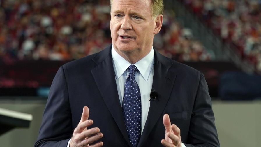 NFL modifica protocolos de COVID-19 para personal vacunado