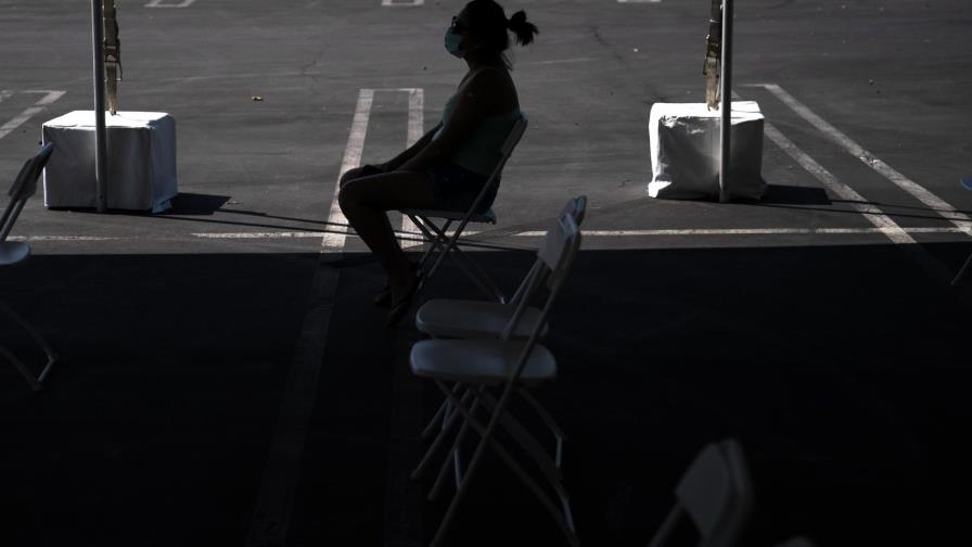 California registra la menor tasa de contagios en EEUU