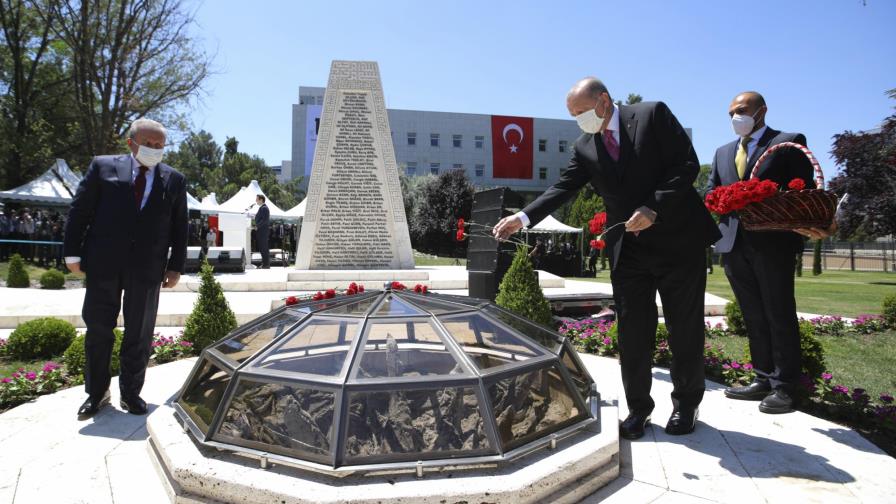 Turquía conmemora aniversario de intento de golpe