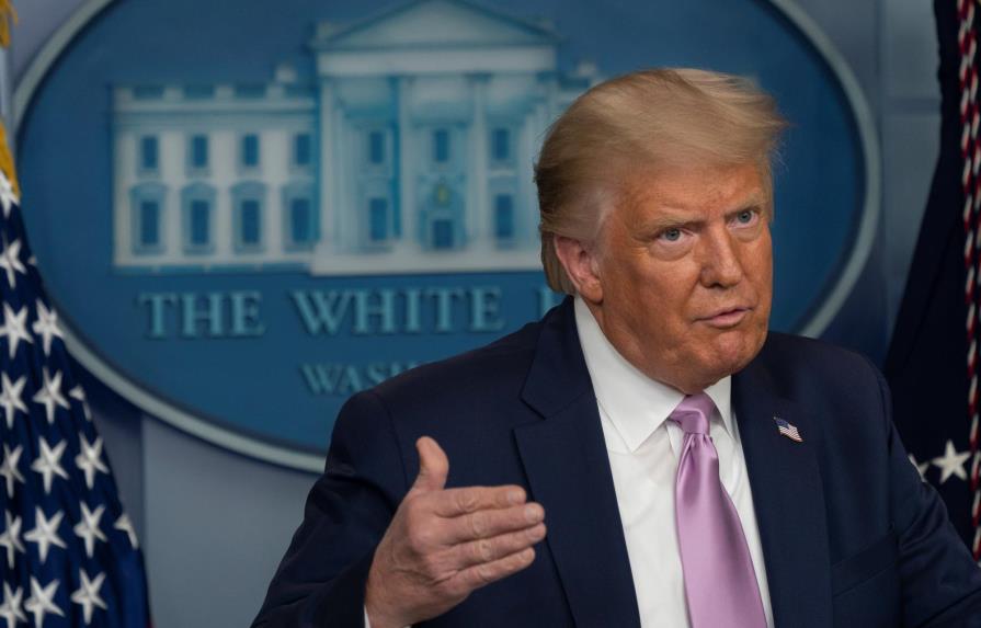 Trump anuncia que EEUU buscará restablecer sanciones contra Irán en la ONU