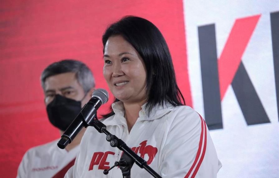 Keiko Fujimori lidera por un punto con el 88.8 % escrutado