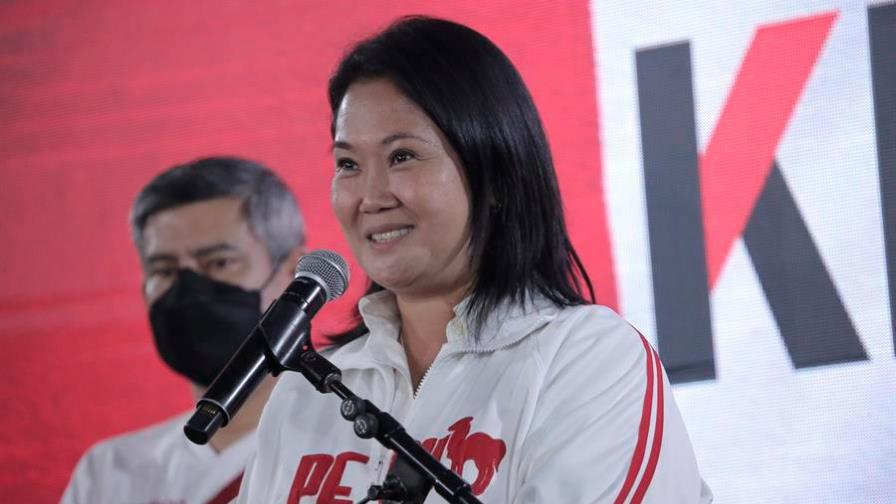 Keiko Fujimori lidera por un punto con el 88.8 % escrutado