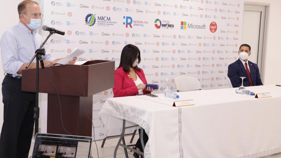 MICM, Claro y Microsoft se unen para impulsar digitalización de mipymes MICM, Claro y Microsoft se unen para impulsar digitalización de mipymes