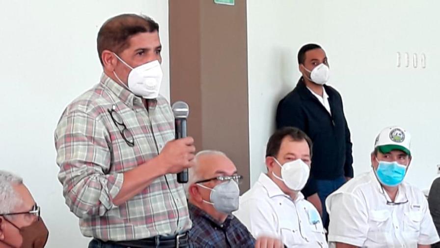 Gobierno busca garantizar producción de leche nacional 
