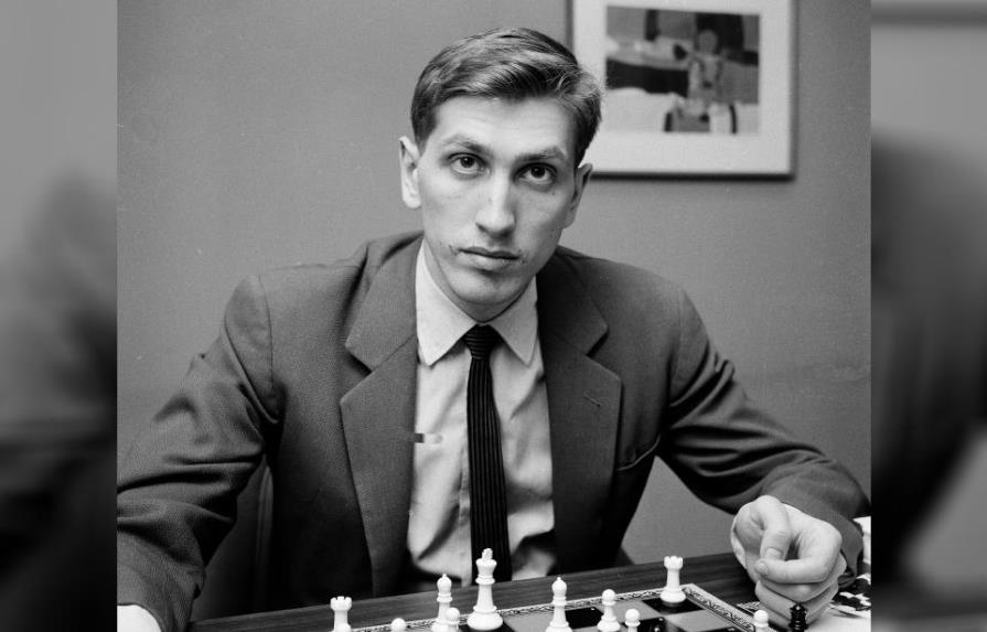 Fischer, Kasparov, Carlsen... cinco campeones mundiales de ajedrez míticos