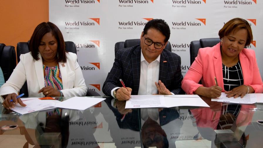 Firman acuerdo para fortalecer alfabetización en las provincias Montecristi y Dajabón